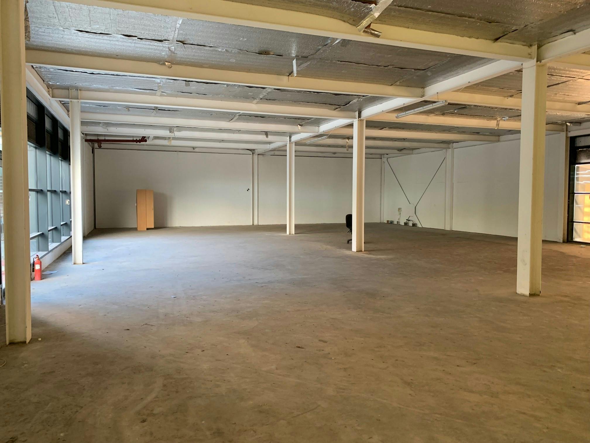 Unit 8, 2 Burgage Square, Wakefield, West Yorkshire, WF1 2TS