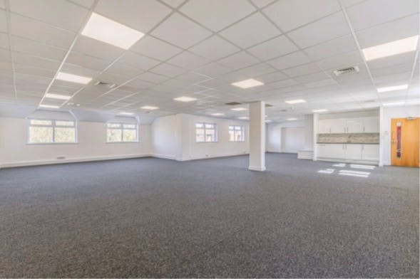 Suite 4, Binfield, D1 / Office To Let - Picture1 ii.jpg