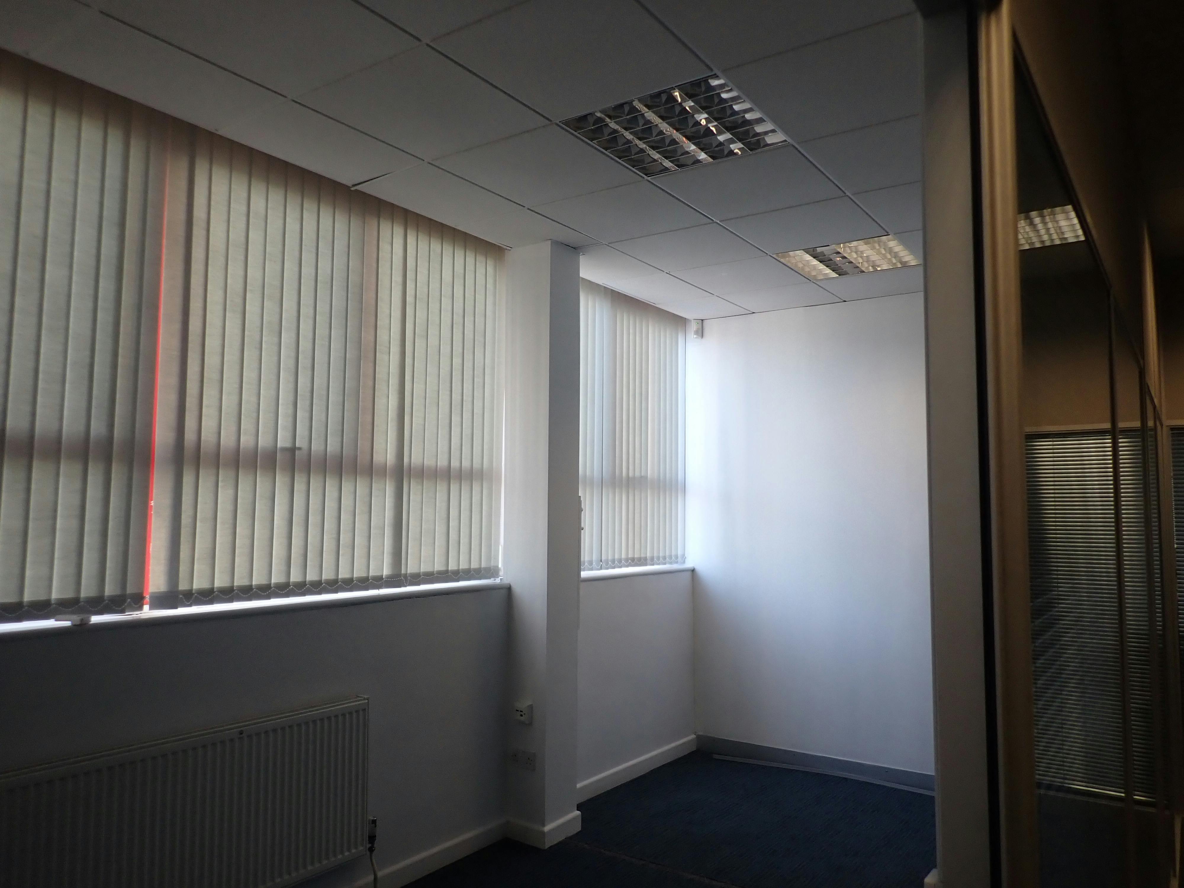 Circle Line House, Harlow, Offices To Let - PC140003.JPG