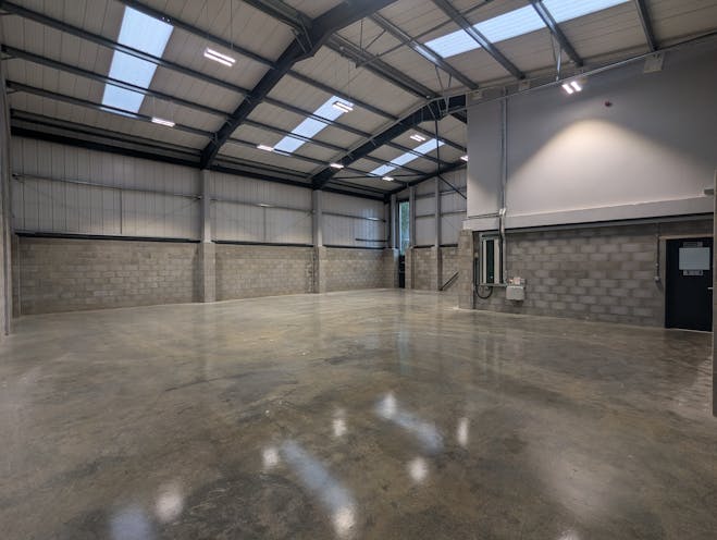 Unit 1 Bridge Park, Merrow Lane, Guildford, Warehouse & Industrial To Let - PXL_20240924_081431795.jpg