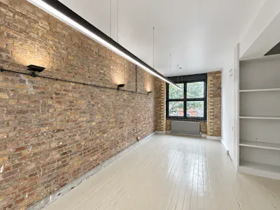 Dove Commercial Centre (Unit 9), London, Office To Let - 3.png