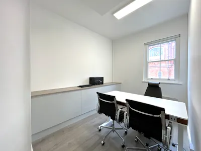 Suite 3 & 5, Islington House, London, Office To Let - Interior 10.jpg