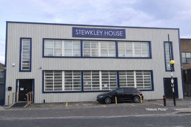 Stewkley House, Greenford, Industrial For Sale - IMG_0071.jpg
