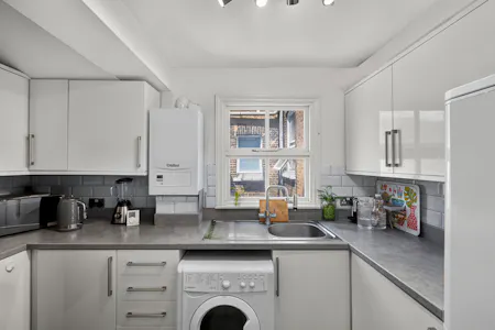 246-248 Walworth Road, London, Retail For Sale - KITCHEN2.jpg