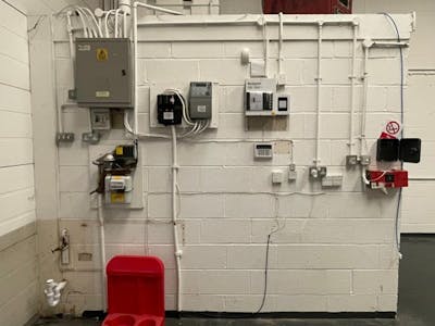 Unit 22 The Hawthorn Centre, Harrow, Warehouse To Let - Unit 22 Hawthorn Centre (5).jpg