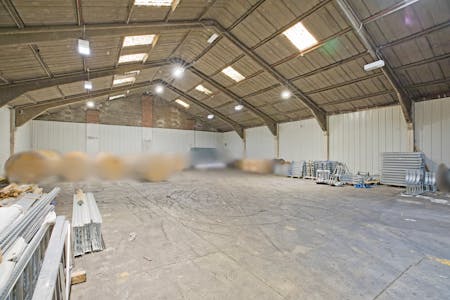 Unit 3, Brown Lane West, Leeds, Industrial To Let - Blured image 2.jpg