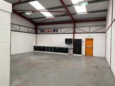 Unit 1, Estuary Court, Newport, Industrial To Let - IMG_7702.JPG