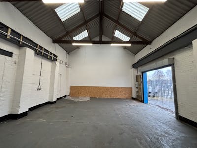Unit B3A, Avondale Business Park, Cwmbran, Industrial To Let - IMG_6291.jpg