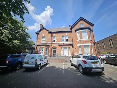 32 Heaton Moor Road, Stockport, Healthcare / Office To Let - 20260710_130015.jpg