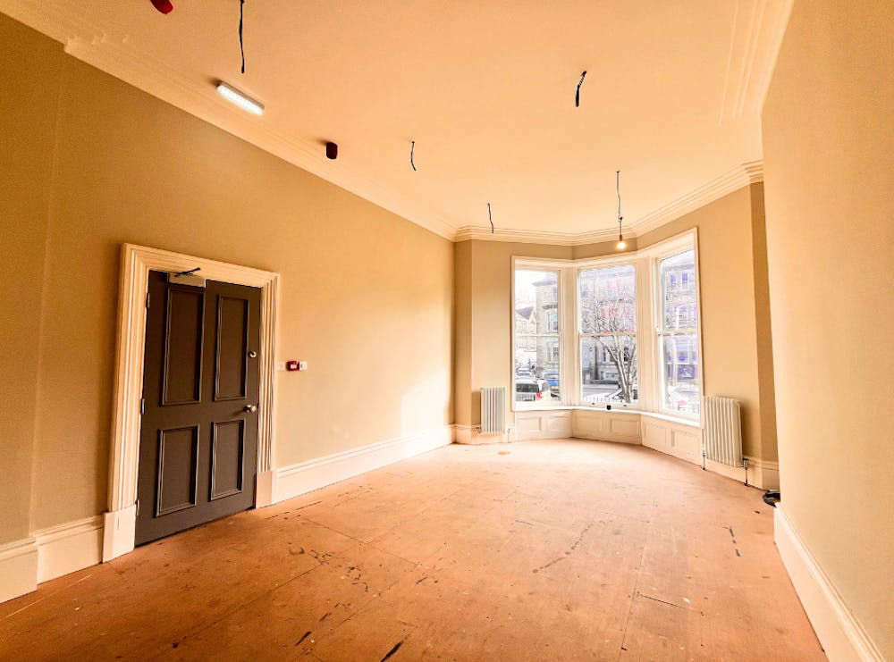 The Kent Suite, 4 Princes Square, Harrogate, Office To Let - 4.png