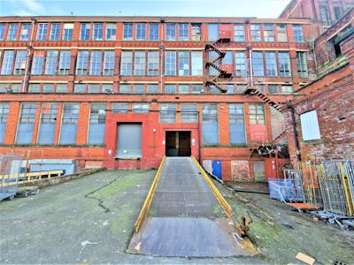 Nile Mill B, Chadderton, Industrial/Logistics / Office To Let - 20230215_110749 2.jpg