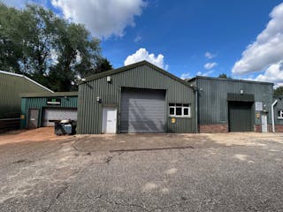 Unit 3, Hook, Warehouse & Industrial To Let - IMG_8778.jpg