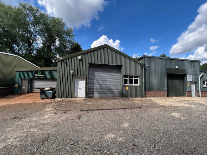 Unit 3, Hook, Warehouse & Industrial To Let - IMG_8778.jpg