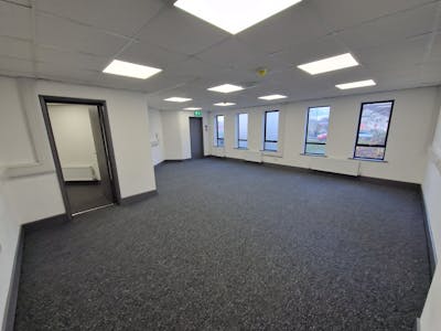 GF Digital House, Hyde, Office To Let - 20231121_130356.jpg