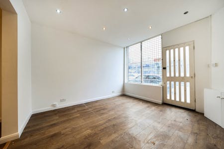 102 Portland Road, London, Class E Retail / Leisure / Investment / Retail For Sale - 1439902-5-69e103b3064e8.jpg