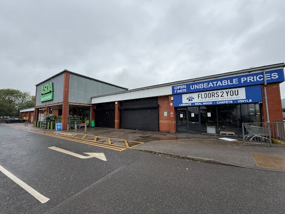 Unit 2/3, Taylors Lane, Rotherham, Retail To Let - IMG_0292.jpeg