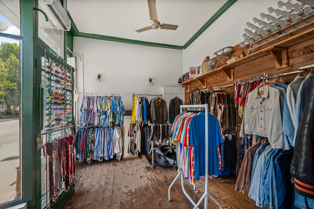 106-108 Denmark Hill - shop1.jpg