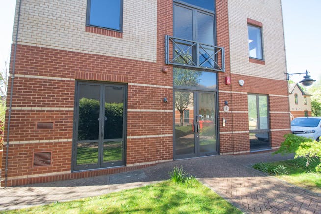 Unit 5 Second Floor, Brook Business Centre, Uxbridge, Office To Let - 1.jpg