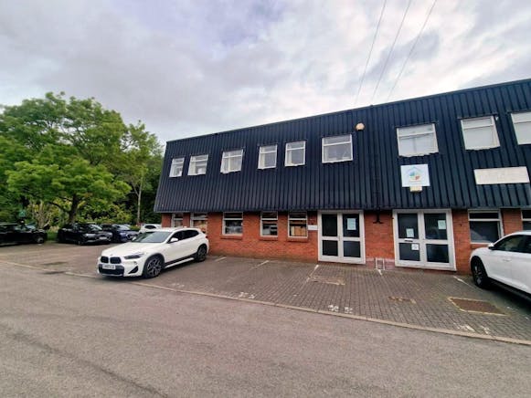 8 Minerva House, Aldermaston, Industrial To Let / For Sale - 20260521_092644.jpg