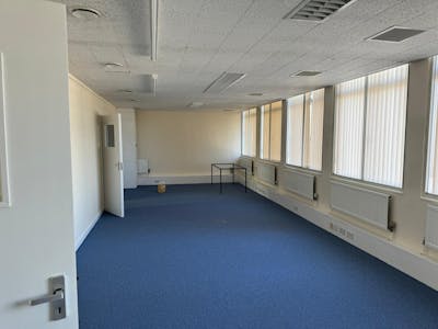 Suite A, Northside House, Barnet, Office To Let - Suite A 8.jpg