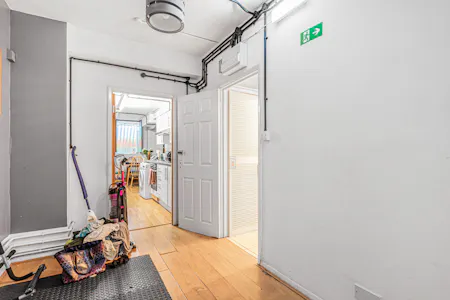 34 New Inn Yard, London, Office / Residential For Sale - 31_19968.jpg