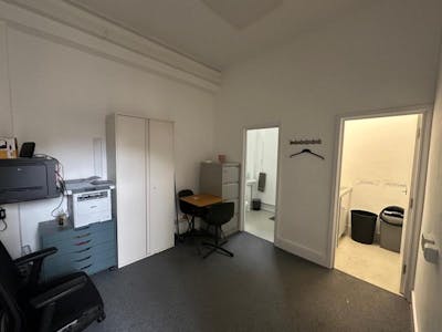 7 The Vineyards, Chelmsford, Office / Retail To Let - Picture 5.jpg