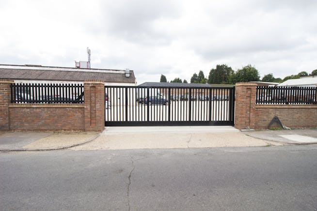 Open Storage, Land Rear of 280 Bellingdon Road, Chesham, Development / Open Storage To Let - 10 .jpg