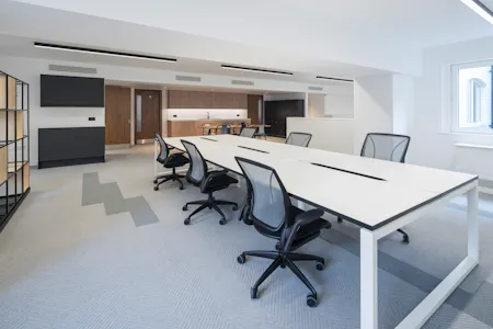 8 Lloyd's Avenue, London, Office To Let - MC2631-2023-HR (2).jpg