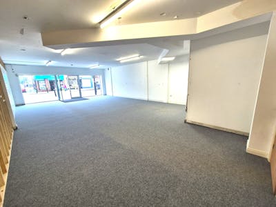 41 Castle Street, Stockport, Retail To Let - 20250723_120524.jpg