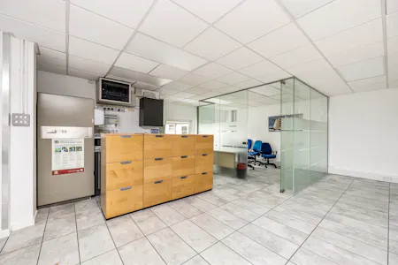 Second & Third Floor, 44-46 Old Steine, Brighton, E (Commercial / Business / Service) / Office To Let - Old Steine, 44-46, Third Floor-004.JPG
