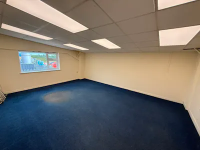 Unit 12, Sandhurst, Canvey Island, Industrial To Let - WhatsApp Image 2026-07-08 at 15.19.11 (3).jpeg