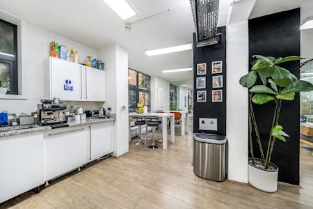 The Courtyard, 100 Villiers Road, Willesden, London, Office To Let - 13865549692d96ccbc691ARW1.jpg