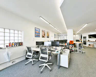 Tiger House, Burton Street + 39 Burton Street, London, Office / Residential For Sale - Studio 10 Tiger House, Burton Street, London WC1H 9BY_internal 3.jpg