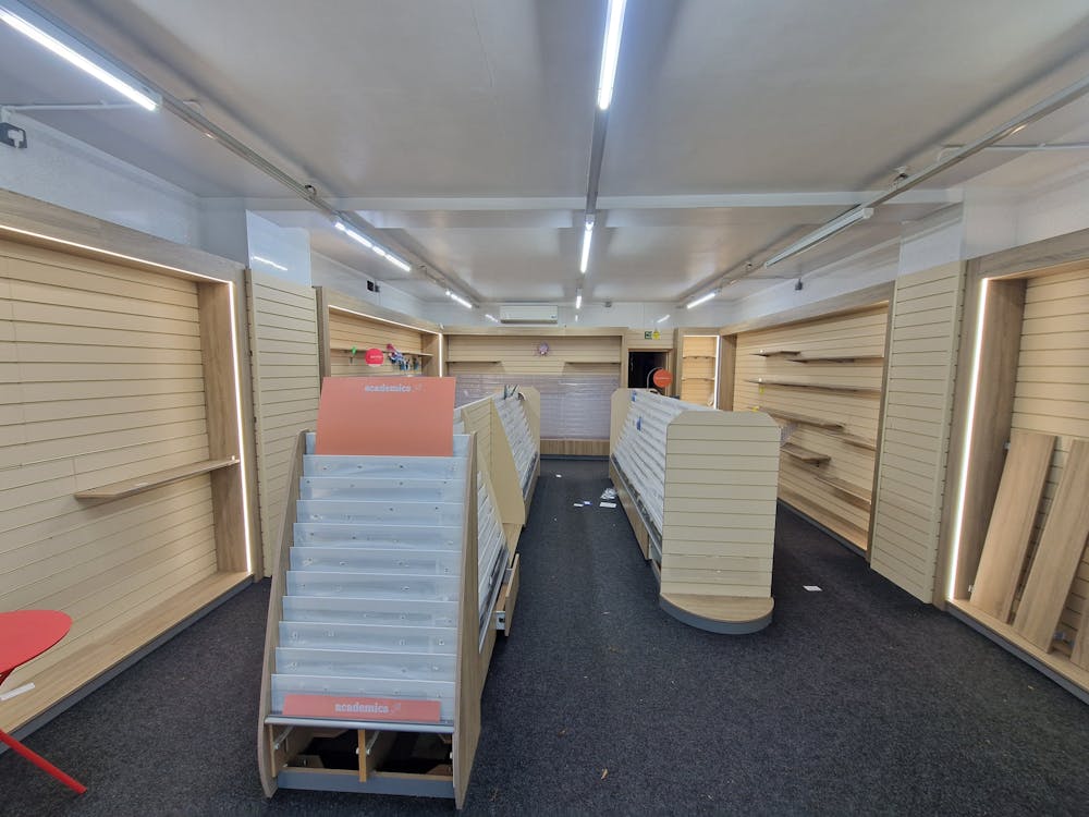 Ground Floor, 17 Mengham Road - 20251118_115518.jpg