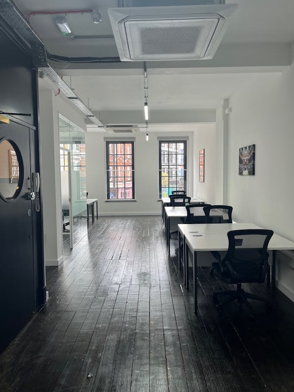 22 Great Marlborough Street, London, Office To Let - IMG_7452.jpg