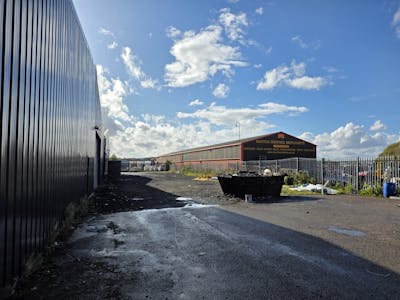 Unit 4, Blue House Point Road, Stockton-on-Tees, Industrial/Logistics To Let - thumbnail_20250912_154406.jpg