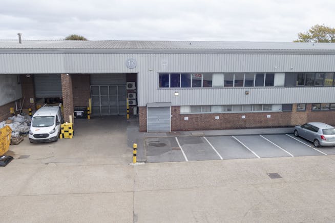 Unit 17, Britannia Industrial Estate, Poyle, Industrial / Warehouse To Let - 1_1.jpg