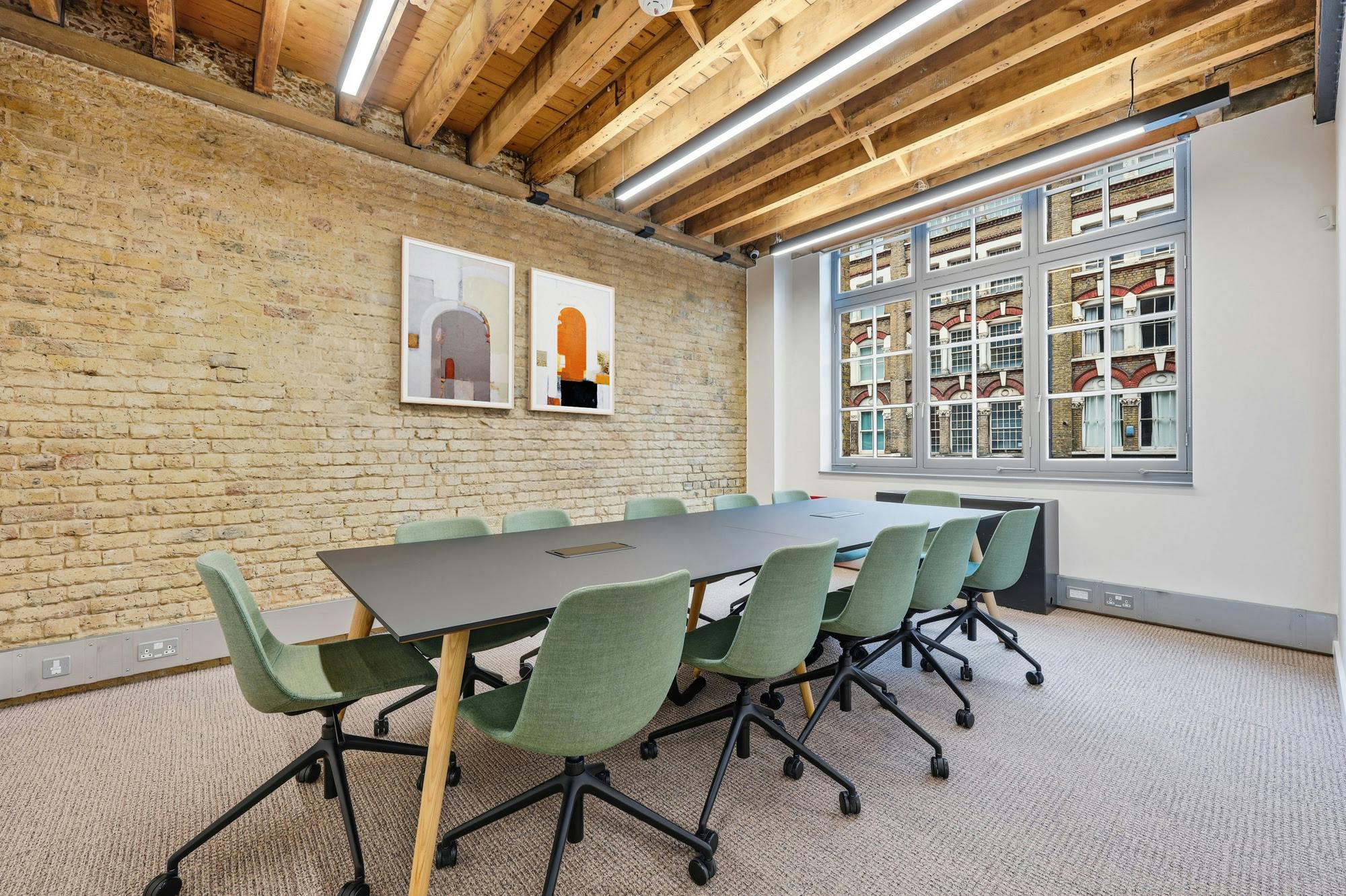 Office in London - photo 3