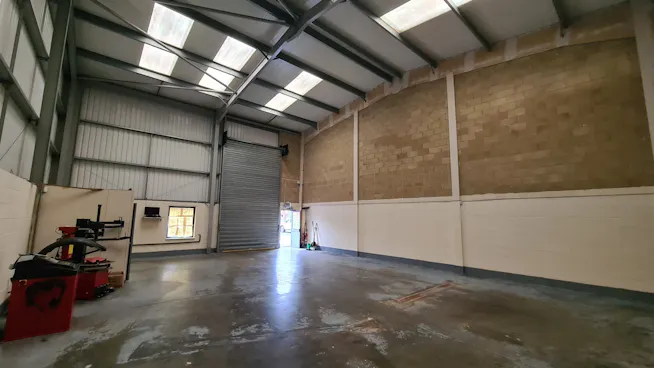 11 Vickers Business Centre, Basingstoke, Industrial To Let - VBC - Unit 11 - Picture 3.jpg