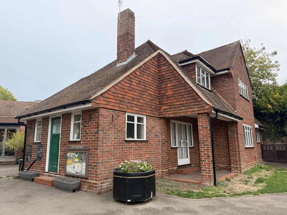 Castle Grounds Cottage - OUTSIDE VIEW OF HOUSE.jpg
