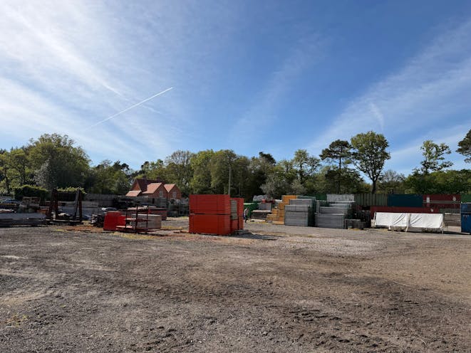 Land at Inhurst Lane, Reading, Open Storage To Let - 2.jpg