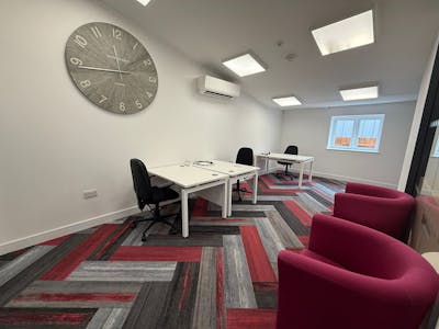 First Floor, Unit 4 Oban Court, Wickford, Office To Let - WhatsApp Image 20250325 at 163242_32ebf726.jpg