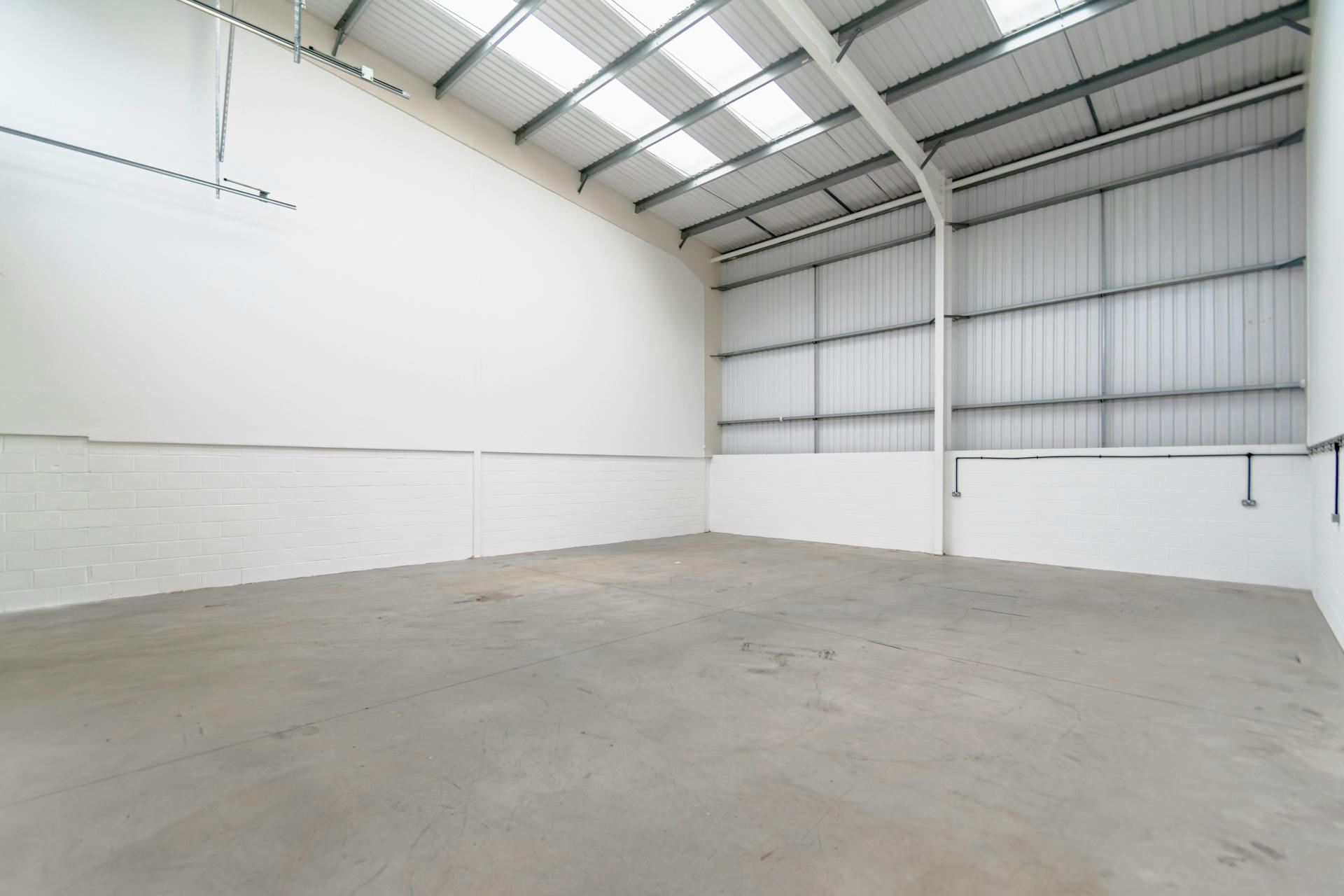 Industrial Unit in Poole - photo 2