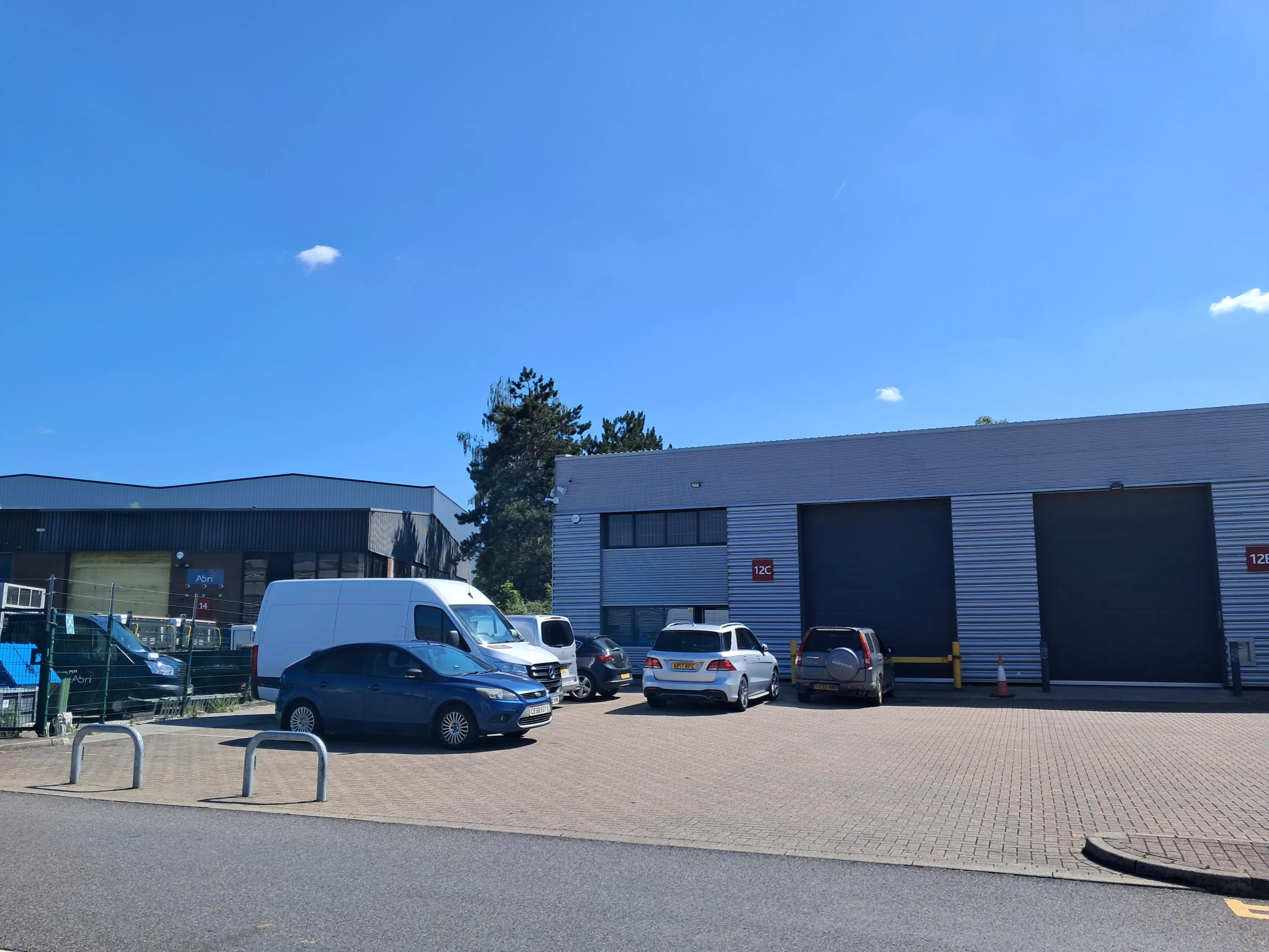 Unit 12c The Western Centre, Bracknell, Industrial / Offices To Let - pro-tDGiu4FQ.jpeg