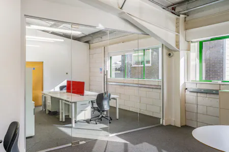 Unit 16 Shepperton Business Park, Shepperton, Industrial / Warehouse To Let - 116891_Interspan-Europe-Ltd-Unit (25)_low.jpg