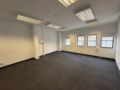 8 Queen Street, Cardiff, Investment For Sale - IMG_3207.jpeg