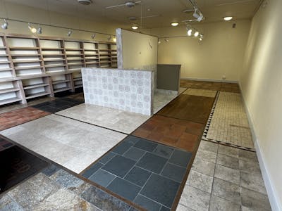 2 Johnsons Courtyard, Sherborne, Retail To Let - IMG_1892.JPG