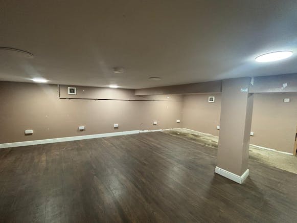 484 Cathcart Road, Glasgow, Retail To Let / For Sale - PHOTO-2026-04-14-08-23-50 3.jpg