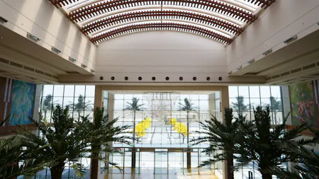 Mall of Muscat, Al Salam Street, Seeb, Retail To Let - 18.jpg