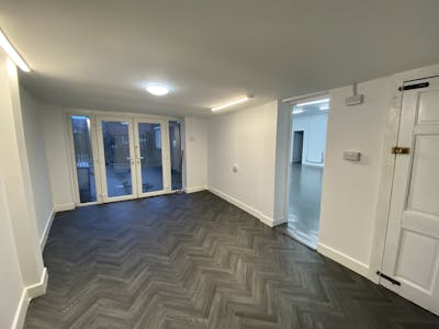 184 Park Street, Luton, Office / Other - Health / Nursery / Church / Education / Restaurant / Retail / Showroom To Let - IMG_2042.JPG